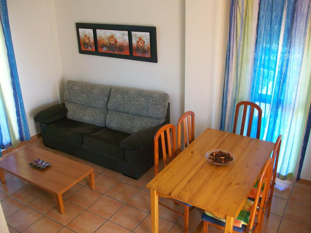 Apartamentos Par Tres - Oliva Nova Exterior foto
