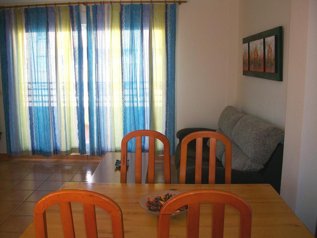 Apartamentos Par Tres - Oliva Nova Quarto foto